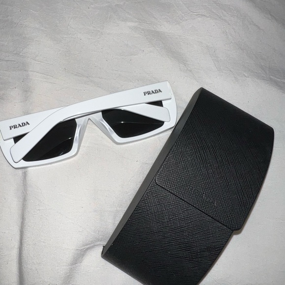 Men’s Prada Sunglasses - Picture 3 of 7